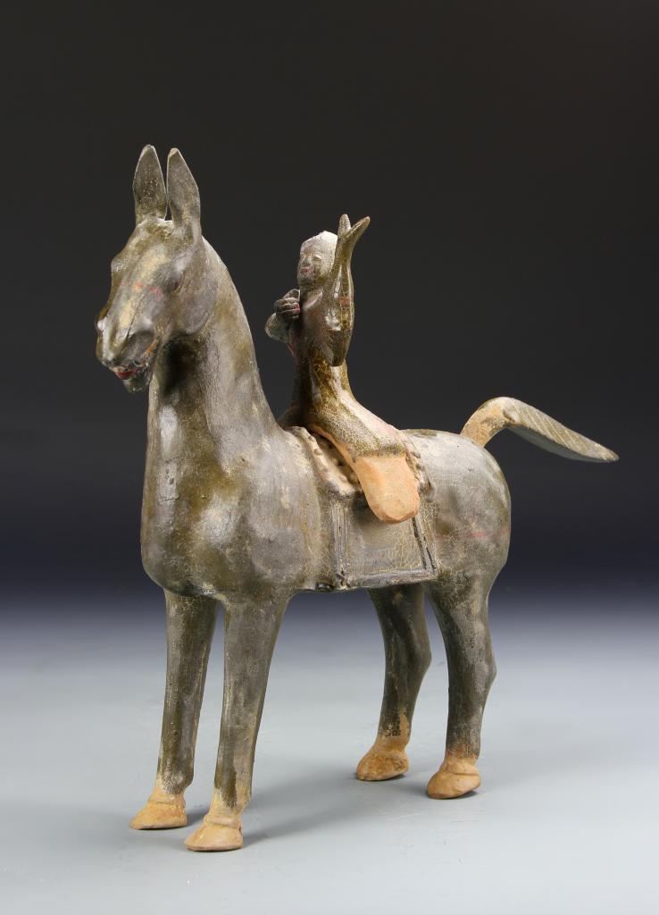 BROKEN Chinese Bronze Horse (1 of 4)