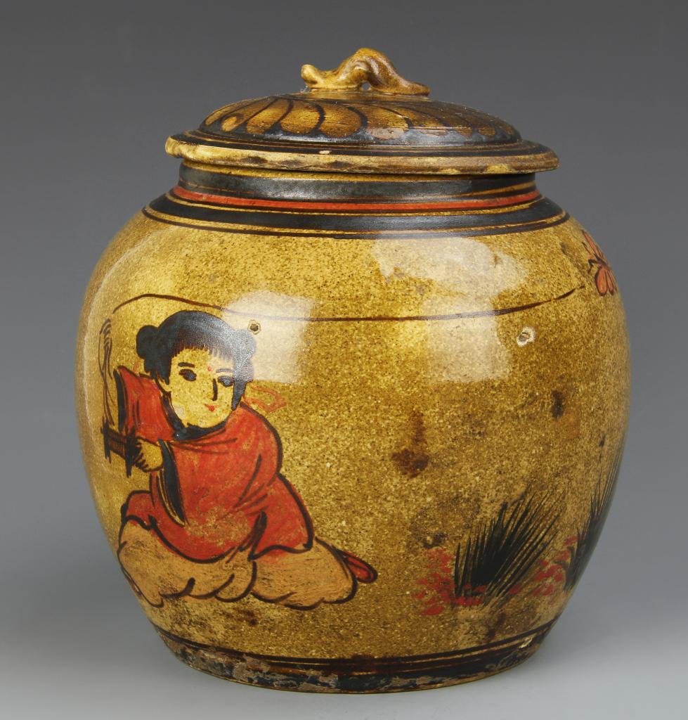 Chinese Sancai Jar with Cover (1 of 5)