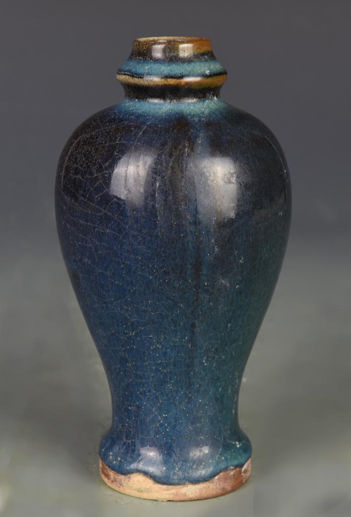 Chinese Jun Yao Meiping Vase (1 of 5)
