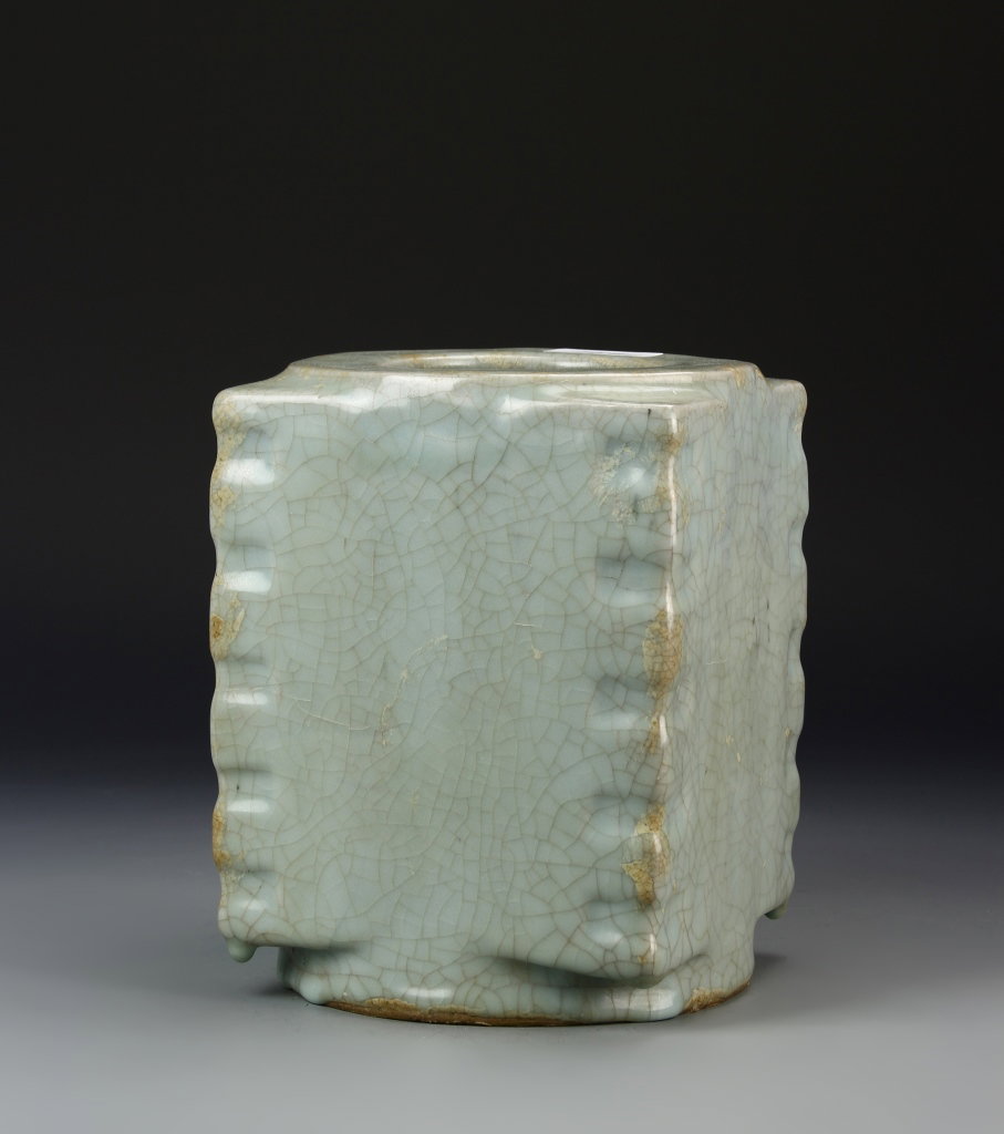 Chinese Lungquan Cong Vase (1 of 6)