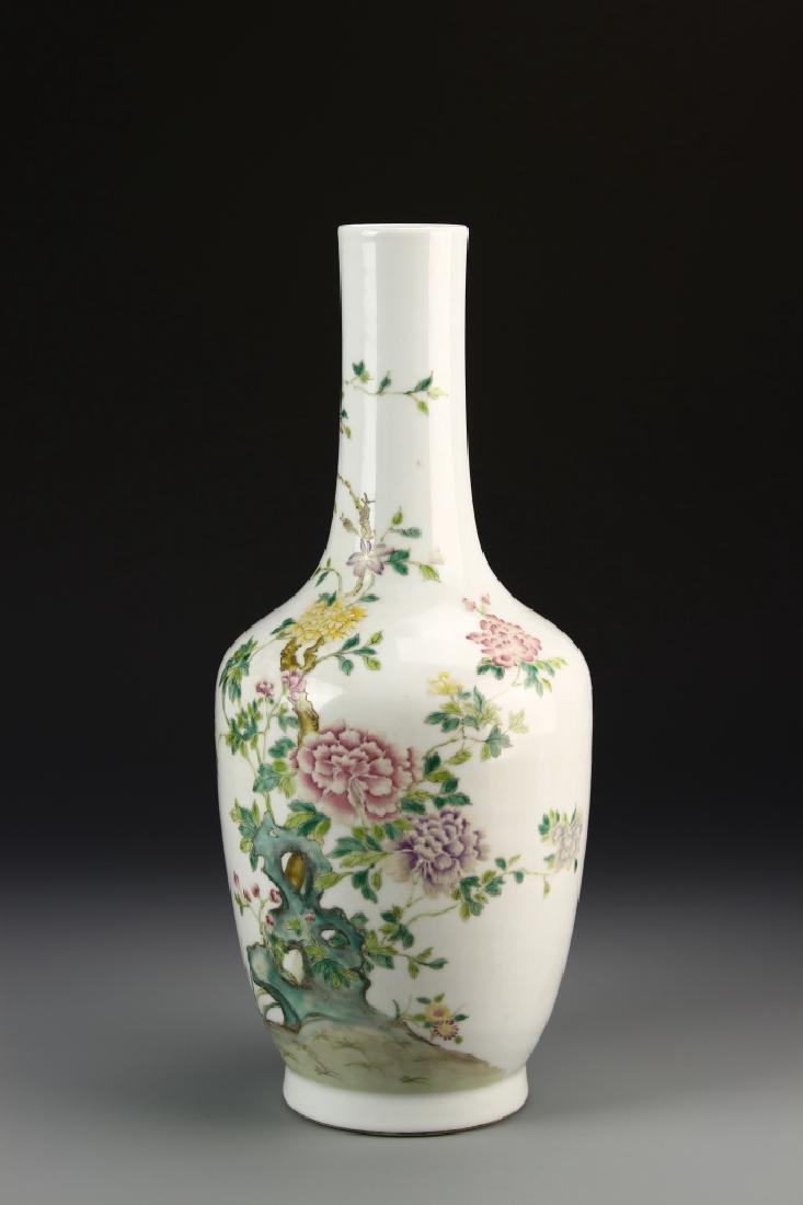 Chinese Famille Rose Vase (1 of 7)