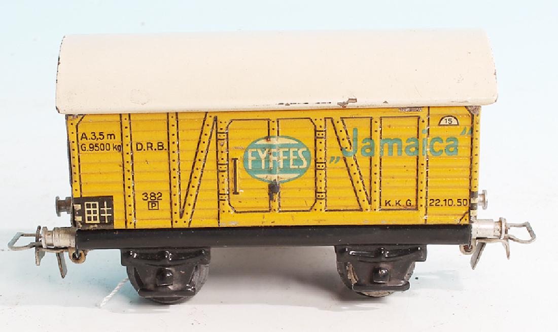 MARKLIN Bananenwagen 382.5 (1 of 1)