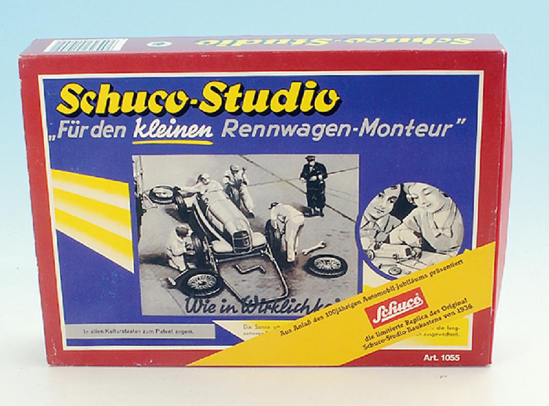 SCHUCO Studio Mercedes Rennwagen 1055 (1 of 1)