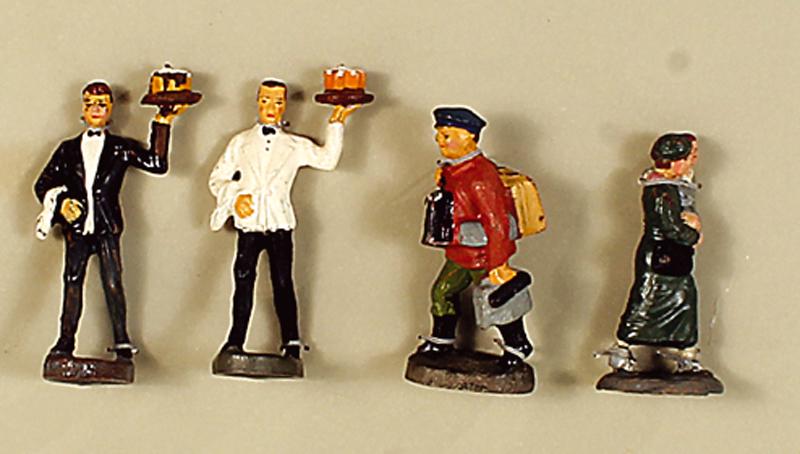 4 ELASTOLIN Figuren, Spur 0 (1 of 1)