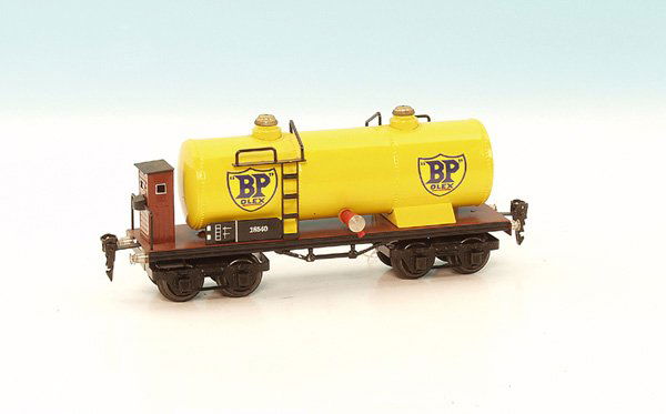 HEHR Kesselwagen 1874/0 "BP-OLEX": 24,5 cm, guter Orig.-Zustand.