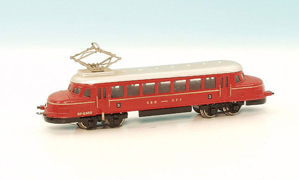 MÄRKLIN Triebwagen RP 12930 "ROTER PFEIL": Bo2', 34 cm, rot, Dach silbern n e u l a c k i e r t, guter Zustand, Technik scheint o.k.