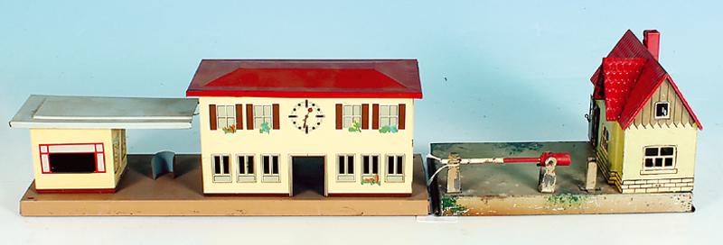 KARL BUB Bahnwaerterhaus und Kaufhaus Bahnhof: Signal fehlt, Besichtigung erforderlich.