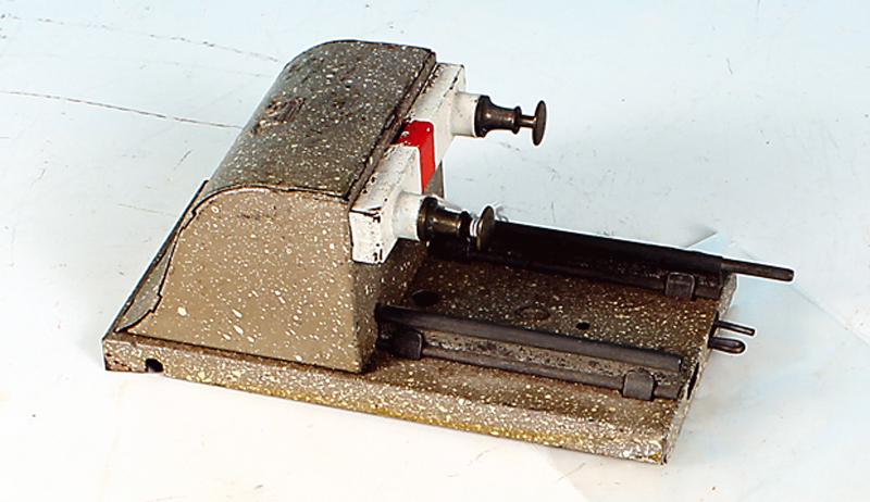 MARKLIN Prellbock 2203 (1 of 1)