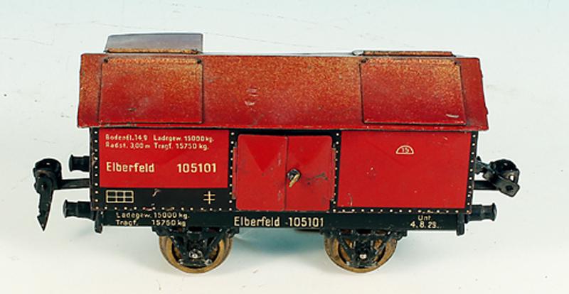 BING Kalkwagen 10/510/1: 16 cm, MARKLIN-Kupplungen, Raeder nicht original, leichte Gebrauchsspuren.
