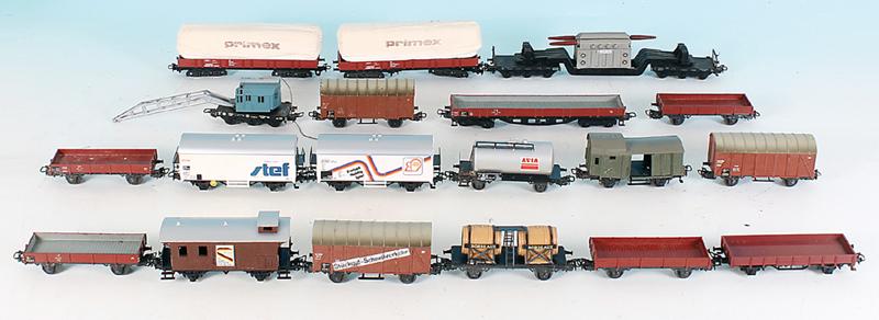 Konvolut MARKLIN Gueterwagen (1 of 1)