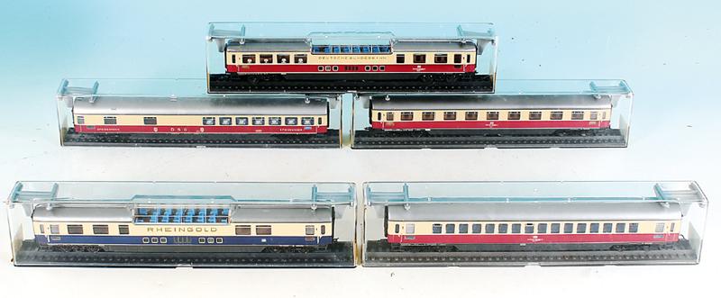 5 RoeWA Personenwagen: guter Zustand, in OKTs.