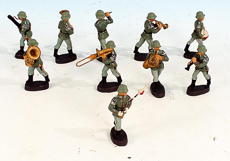 10 ELASTOLIN Musiker: Hoehe 7 cm, einige leicht rissig.