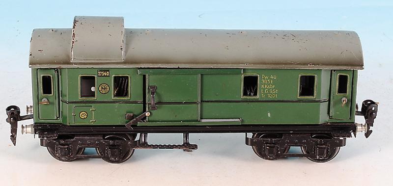 MARKLIN Packwagen 1754/0 (1 of 1)