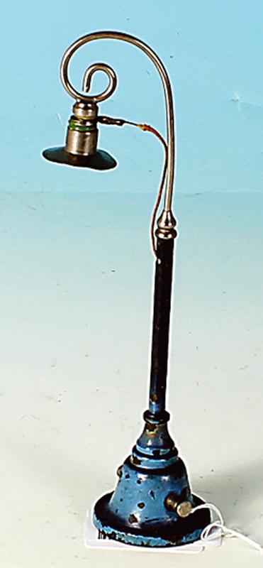 MARKLIN Bogenlampe 3549: Orig.-Zustand, einige Gebrauchsspuren.