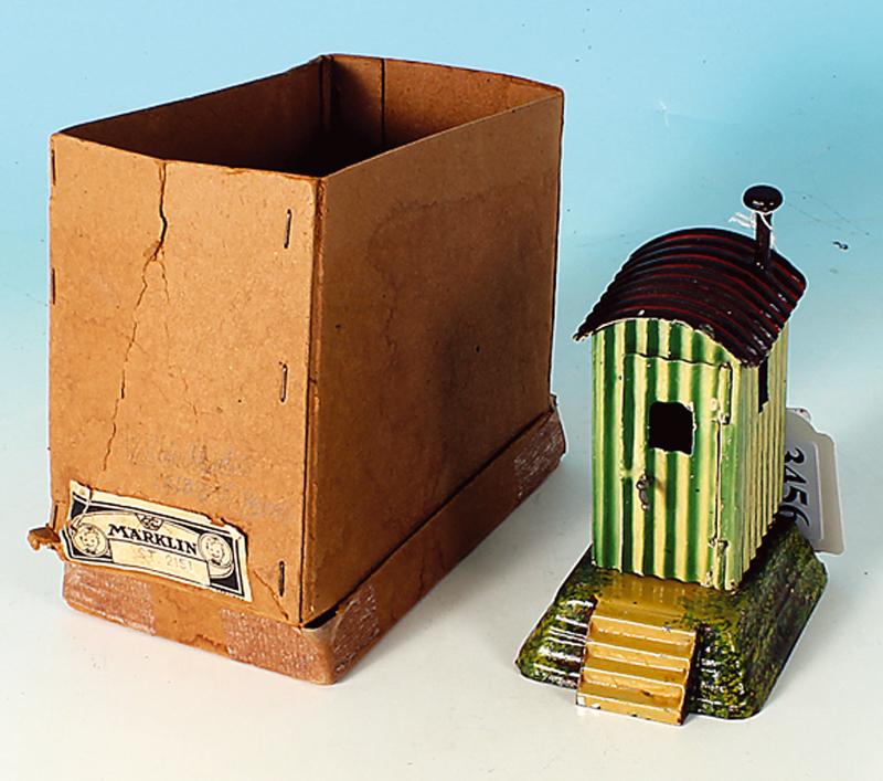 MARKLIN uralt Bahnwaerterhaus 2137/2 (1 of 1)