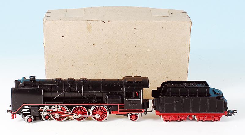 MARKLIN Dampflok HR 800 N (1 of 1)