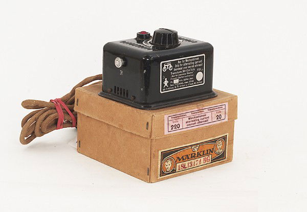 MÄRKLIN Trafo 13747 BG: äußerlich guter Zustand, im OKT.