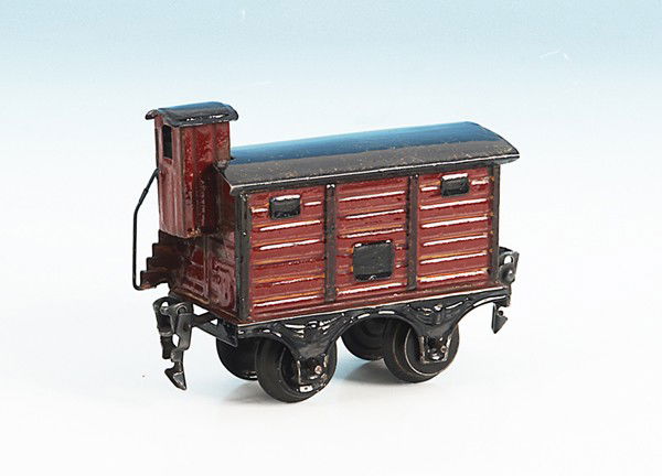 MÄRKLIN Güterwagen 1804/0: 11 cm, brun, Dach schwarz, Orig.-Zustand, leichte Gebrauchsspuren.