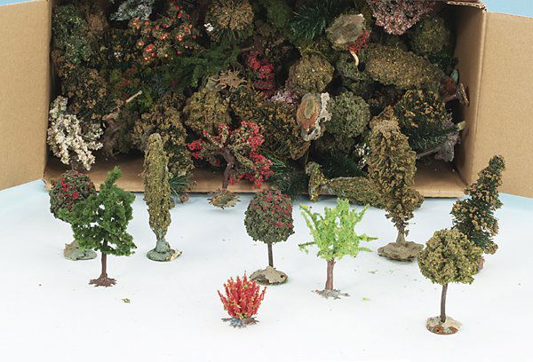 Konvolut Modellbaeume: Besichtigung erforderlich.