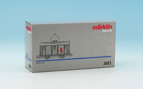MARKLIN Triebwagen 3683: sehr gut, im OKT.