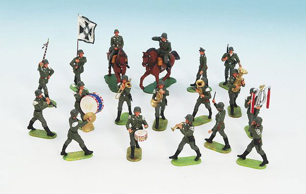 Konvolut ELASTOLIN Nachkriegsfiguren: Musik Corps - Bundeswehr, Musiker u.a., Besichtigung erforderlich.