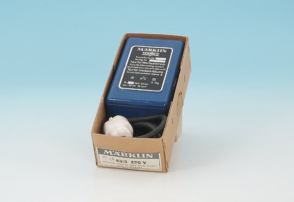 MARKLIN Lichttrafo 6313: gut, im OKT.
