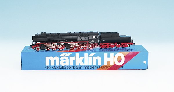MARKLIN HAMO Dampflok 8302, BR 53 der DR: neuwertig, im OKT.