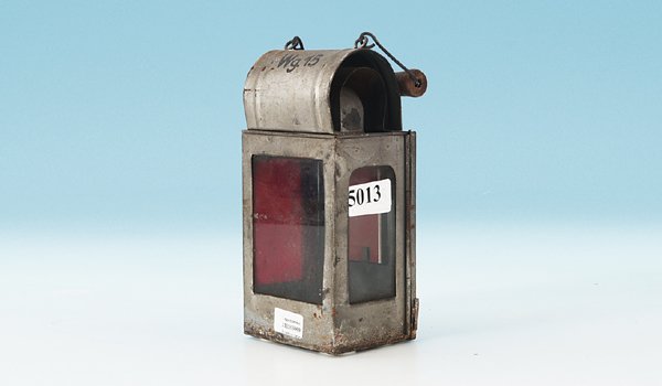 Schaffnerlaterne: Brenner fehlt, Gebrauchsspuren.