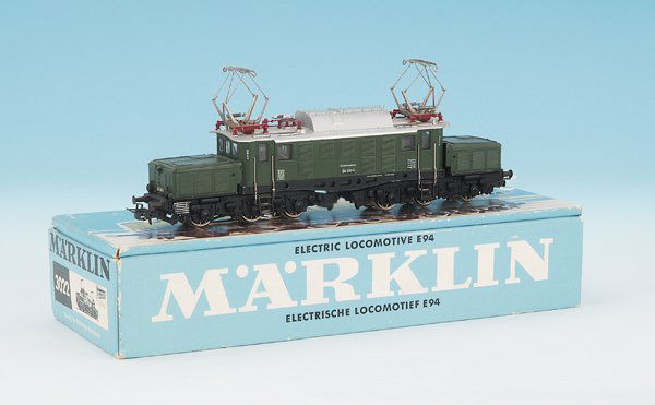 MARKLIN E-Lok 3022.3: Gebrauchsspuren, im OKT.