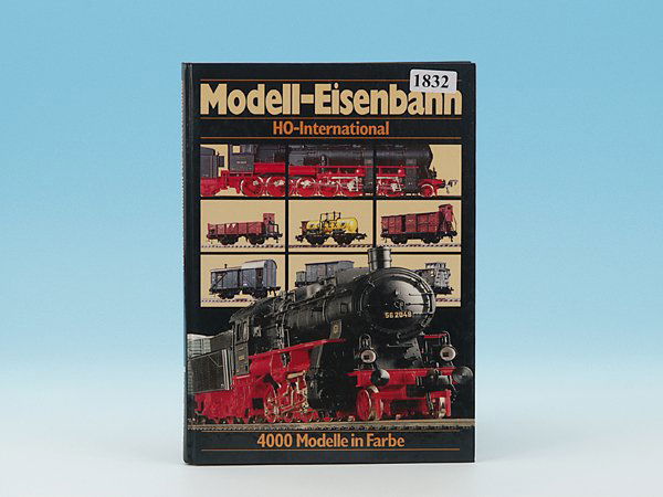 Modell-Eisenbahn H0-International: 4000 Modelle in Farbe, guter Zustand.