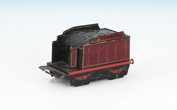 MARKLIN Tender 899/0: rot/schwarz, Raeder fehlen.