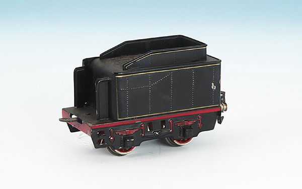 MARKLIN Tender R 929/0: 12 cm, schwarz, massive Raeder, guter Orig.-Zustand.