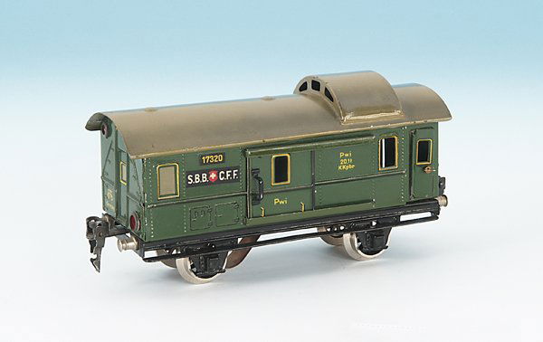 MARKLIN Packwagen 1732/0 B - SBB - CFF: 18,5 cm, gruen, Dach grau handlackiert, mit Schlussbeleuchtung, Raeder und Schleifer ersetzt, ansonsten guter Orig.-Zustand.