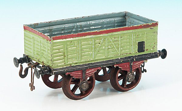 BING uralt Hochbordwagen 8403/II: 16,5 cm, lindgruen handlackiert, Gussspeichenraeder, Gebrauchsspuren.