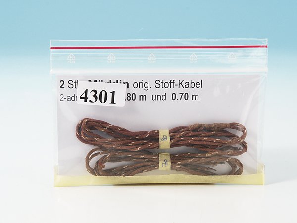 2 MARKLIN Stoffkabel: 2-adrig, Laenge 70 und 80 cm, guter Orig.-Zustand.