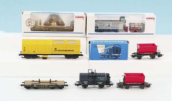 Konvolut MÄRKLIN Wagen: Kleinteile können fehlen, sonst gut erhalten, ohne Kartons. Besichtigung erforderlich!