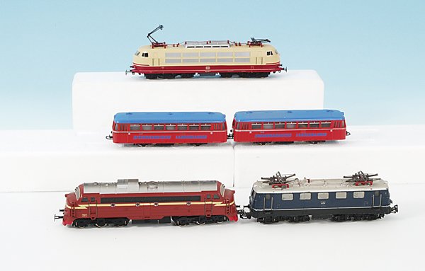 Konvolut MÄRKLIN Loks: Kleinteile können fehlen, sonst gut erhalten, ohne Kartons. Besichtigung erforderlich!