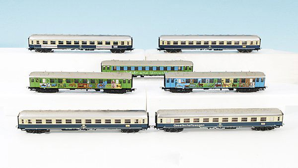 Konvolut MÄRKLIN Wagen: Kleinteile können fehlen, sonst gut erhalten, ohne Kartons. Besichtigung erforderlich!