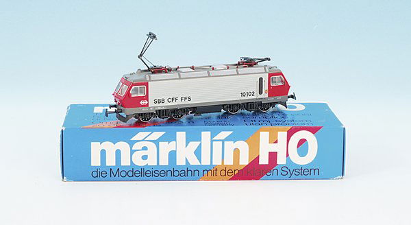 MÄRKLIN HAMO Lok 8323: leicht verschmutzt, sonst gut erhalten, im OKT.