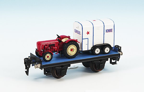 HEHR Zirkuswagen: beladen mit GORGY-Traktor und Pferdeanhänger, neuwertig.