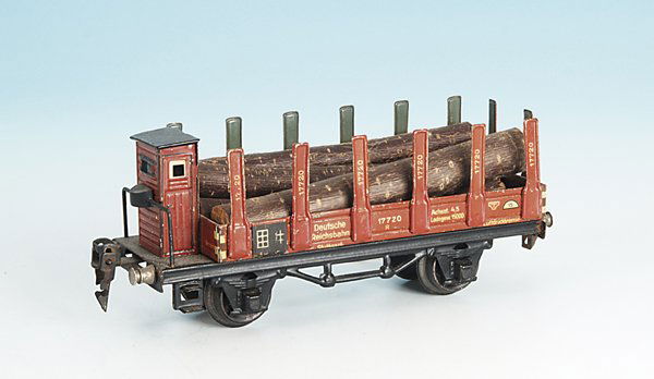 MÄRKLIN Rungenwagen 1772/0 G: Gebrauchsspuren, Holz ersetzt.