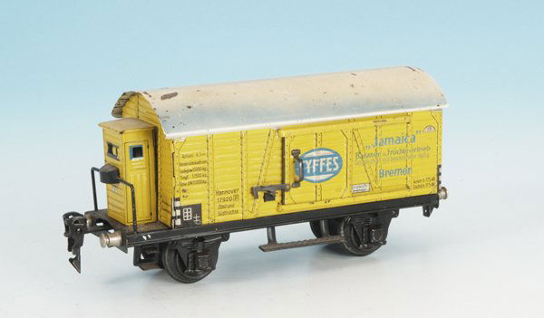 MÄRKLIN Bananenwagen 1792/0: 18,5 cm, Wagenkasten mit leichten, Dach mit starken Lackschäden.