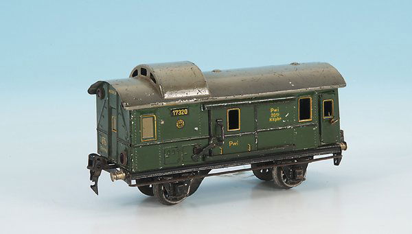 MÄRKLIN Packwagen 1732/0 B: 18,5 cm, erhebliche Gebrauchsspuren.