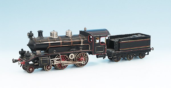 BING große Dampflok für Starkstrom: 2'B, mit 3 achs. Tender, 52 cm, schwarz handlackiert, Motor für Starkstrombetrieb (40/50 Volt), guter Orig.-Zustand, leichte Gebrauchsspuren.