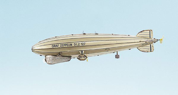 TippCo Graf Zeppelin DLZ 127: 42 cm, silbern lithogr., Lackierung gut erhalten, Propeller ersetzt, es fehlen 2 Gondeln sowie 2 Heckleitwerke, elektrische Stirnlampe, Besichtigung empfohlen.