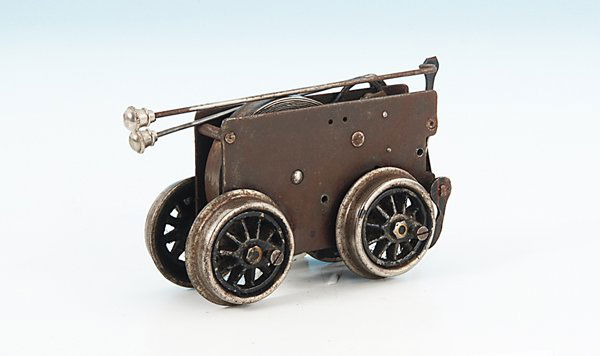 MÄRKLIN Uhrwerkmotor 20er Jahre: Raddurchmesser 36 mm, Orig.-Zustand, Gebrauchsspuren, Besichtigung erforderlich.