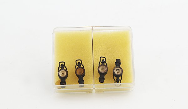 4 Loklampen, Spur H0: Modellausführung, Feinguss, Besichtigung erforderlich.