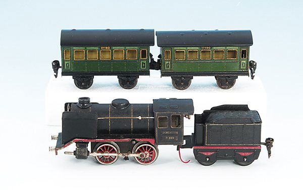 MÄRKLIN Spur 0 Zug: R 880 und 2 Wagen. Alterungs- und Gebrauchsspuren. Besichtigung erforderlich!