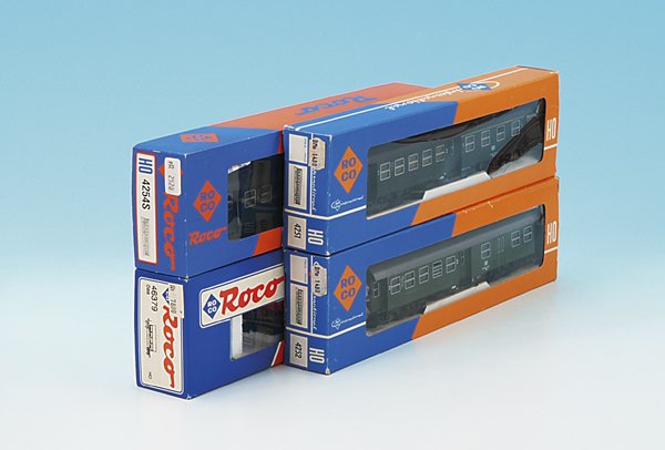 Konvolut ROCO Wagen: gut erhalten, in OKTs.