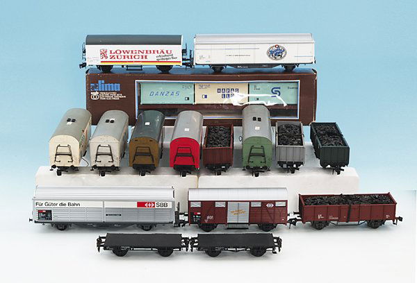 16 Güterwagen, LIMA/ALLMO u.a., Spur 0: ohne Karton, Besichtigung erforderlich.